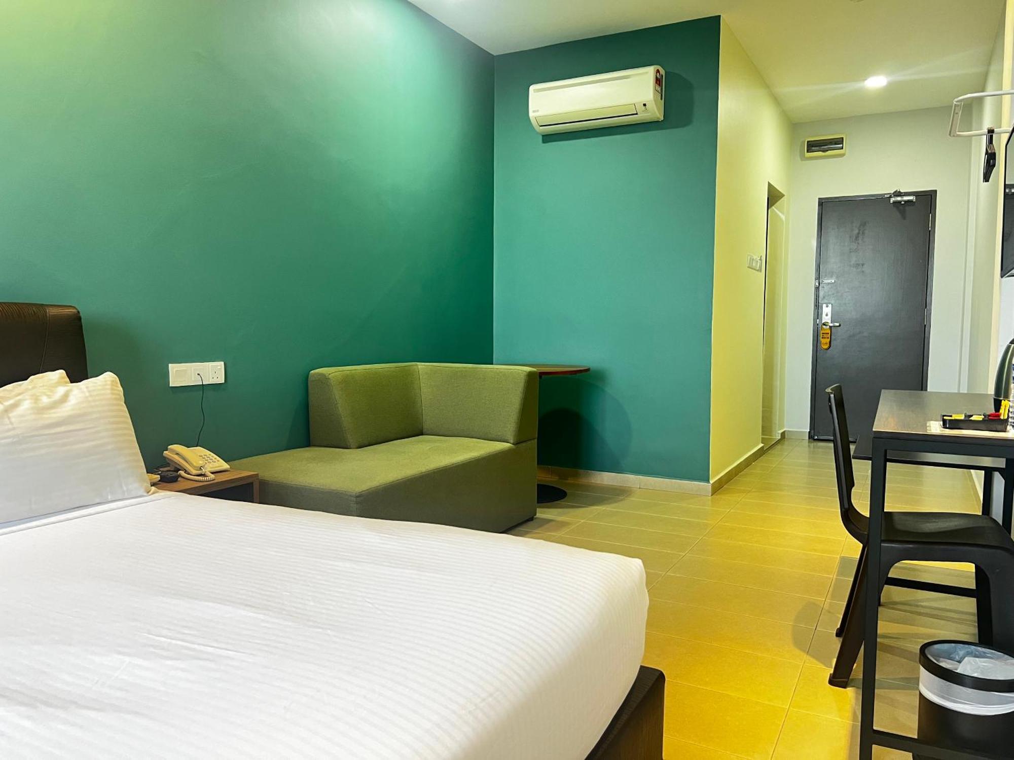Sin Lien Hotel Keluang Ngoại thất bức ảnh