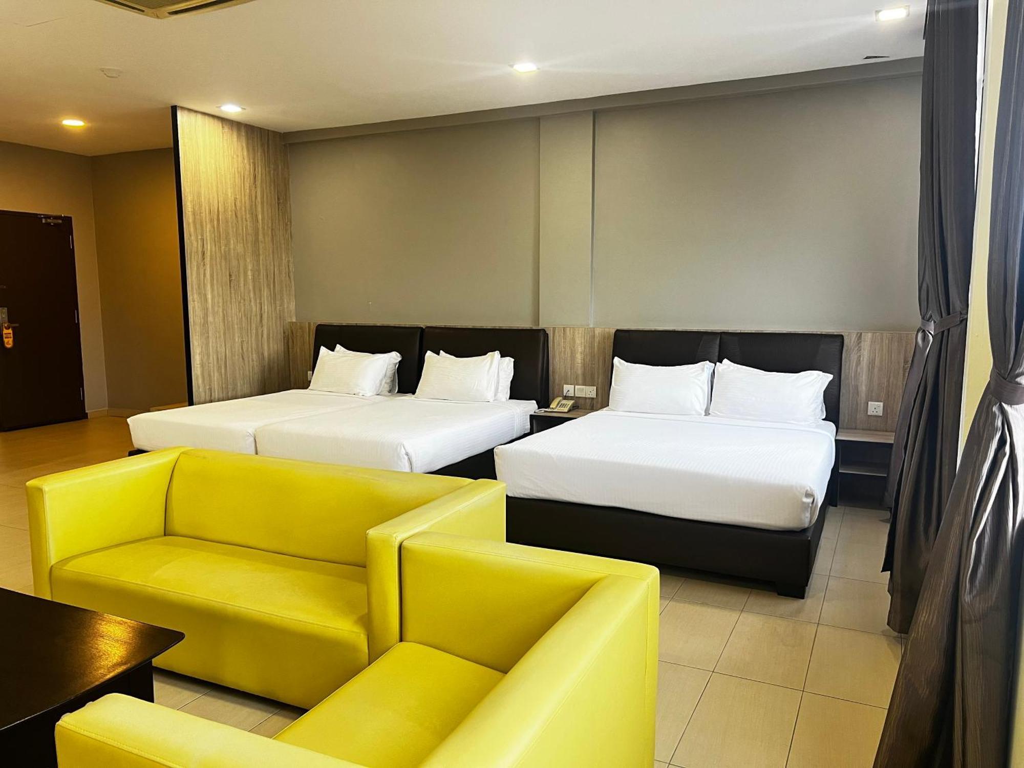 Sin Lien Hotel Keluang Ngoại thất bức ảnh