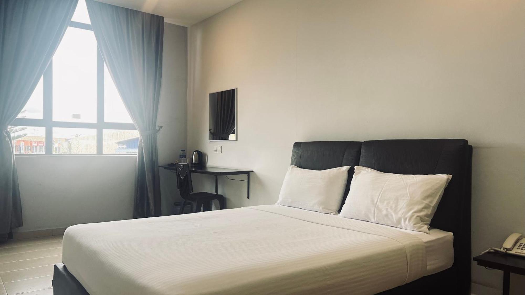 Sin Lien Hotel Keluang Ngoại thất bức ảnh