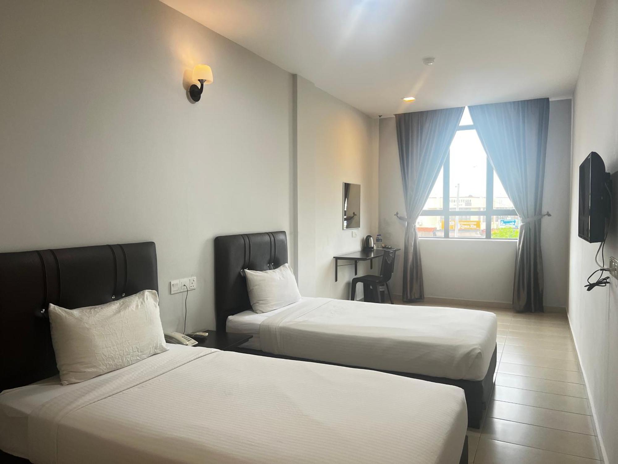 Sin Lien Hotel Keluang Ngoại thất bức ảnh